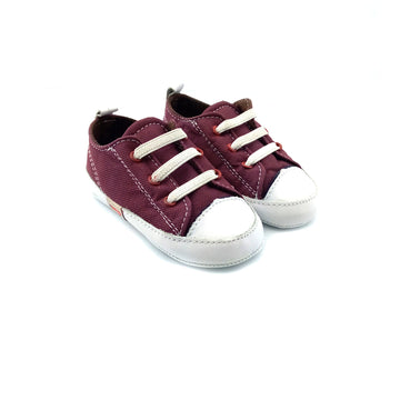 Zapato tipo converse para bebé vinotinto